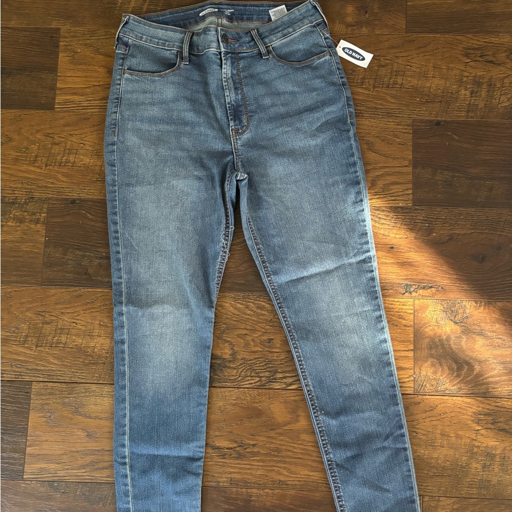 Women’s super skinny high rise jeans / Size 8